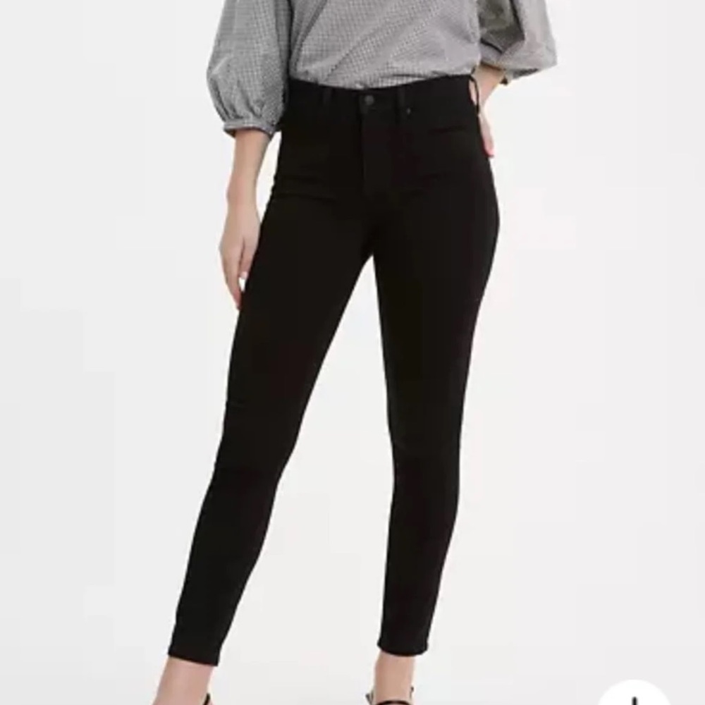Levi's 311 Shaping Skinny Jeans